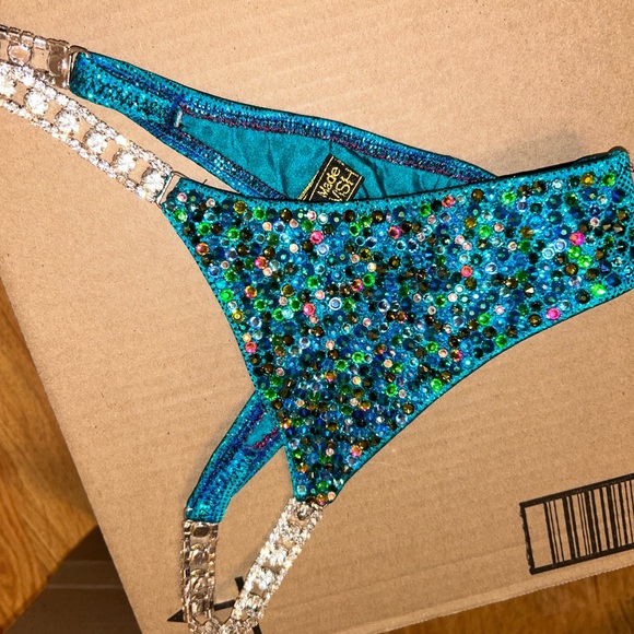 Npc bikini - Picture 11 of 12